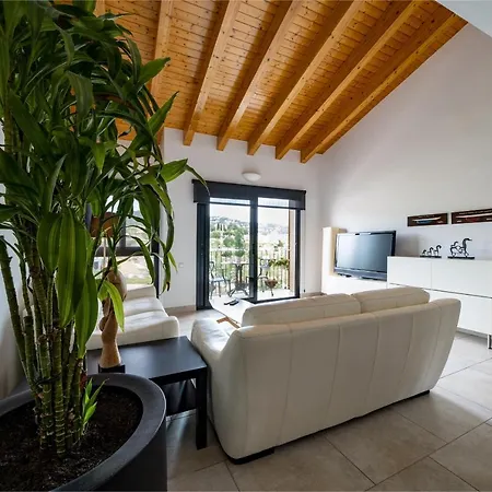 Tee & Sea Apartment